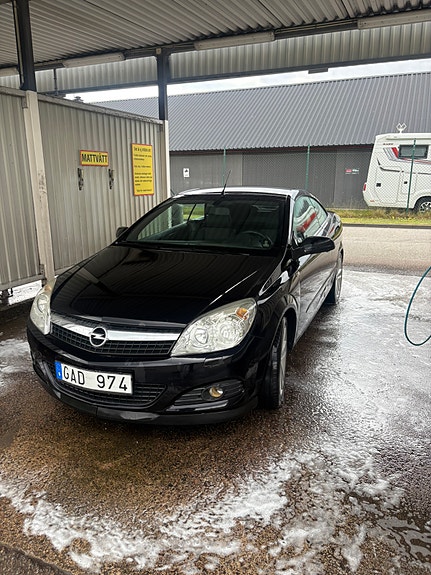 Opel Astra 2 of 5