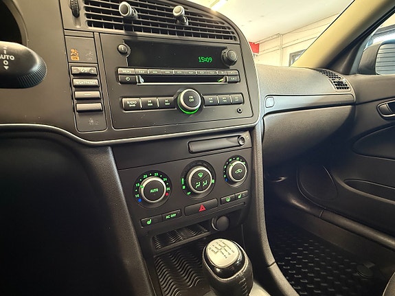 Saab 9-3 12 of 16