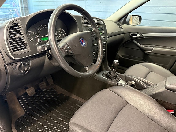 Saab 9-3 9 of 16