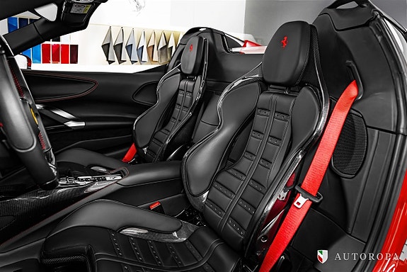 Ferrari SF90 Spider 8 of 9