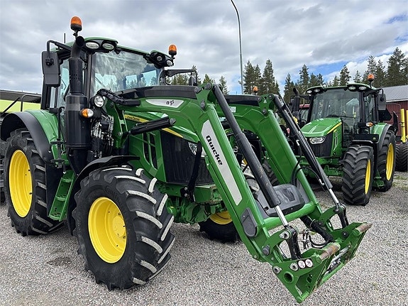 John Deere 6090M med Ålö Q5s-Lastare 2 of 6