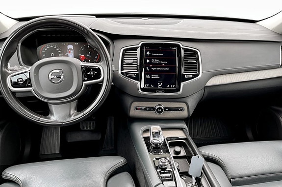 Volvo XC90 5 of 5