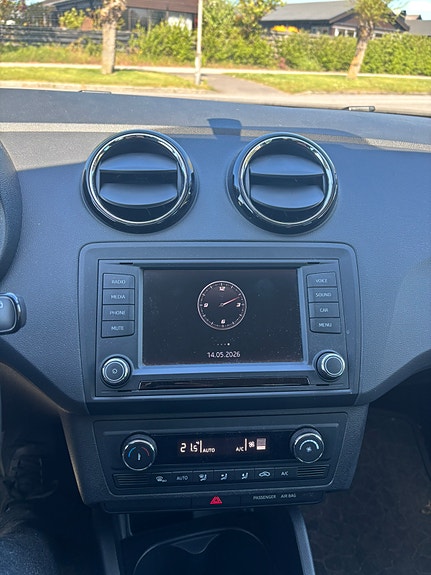 Seat Ibiza 5 of 5