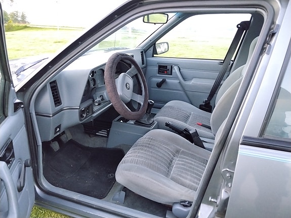 Chevrolet Cavalier 8 of 15