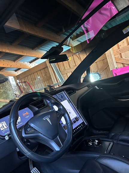 Tesla Model X 6 of 6