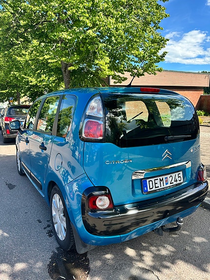 Citroen C3 Picasso 2 of 5