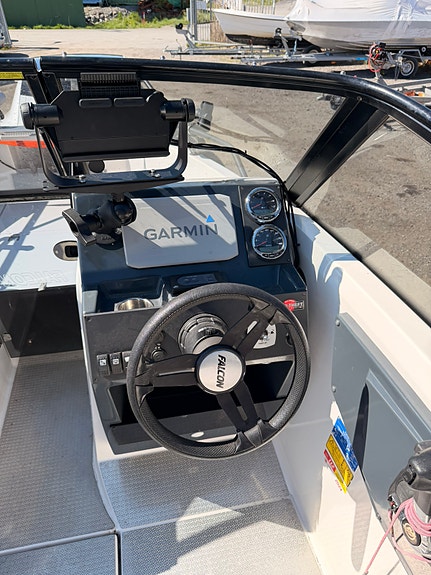Falcon BR6 med extra allt, ev bytes större liknande 7 of 9
