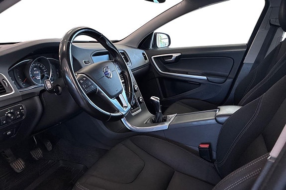 Volvo S60 14 of 21