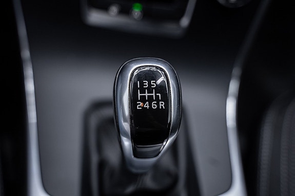 Volvo V60 20 of 27