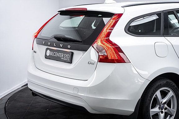 Volvo V60 8 of 27