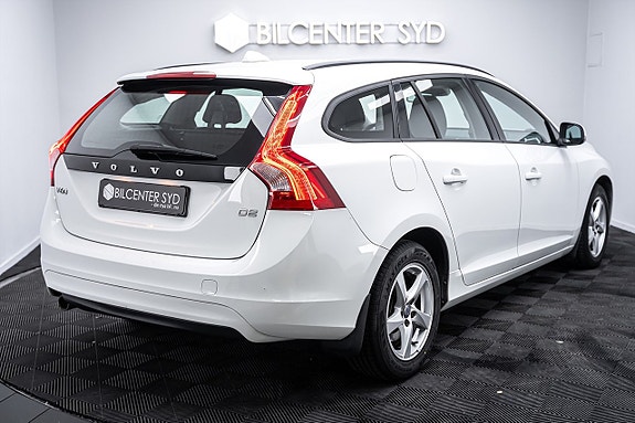 Volvo V60 7 of 27
