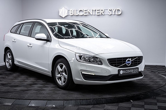 Volvo V60 4 of 5