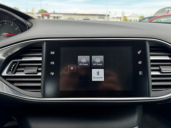 Peugeot 308 SW 24 of 30