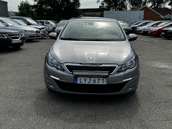 Peugeot 308 SW 7 of 30