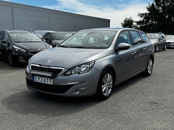 Peugeot 308 SW 6 of 30