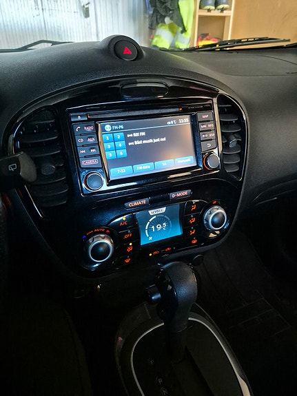 Nissan Juke 9 of 12
