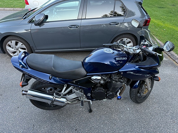 Suzuki GSF1200S Bandit 7 of 10