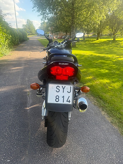 Suzuki GSF1200S Bandit 4 of 10