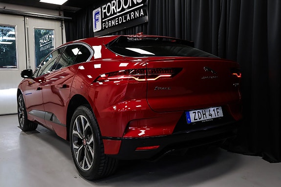 Jaguar I-PACE 7 of 30