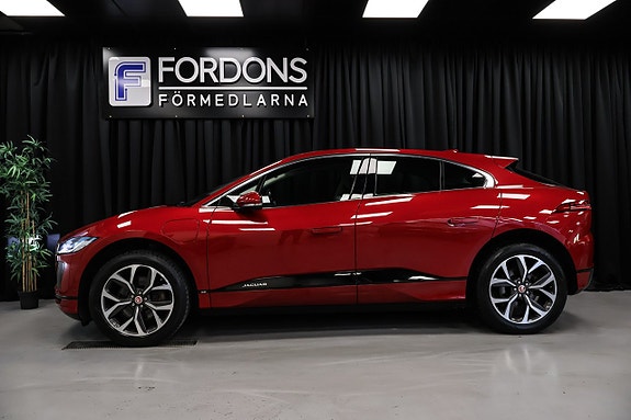 Jaguar I-PACE 2 of 5