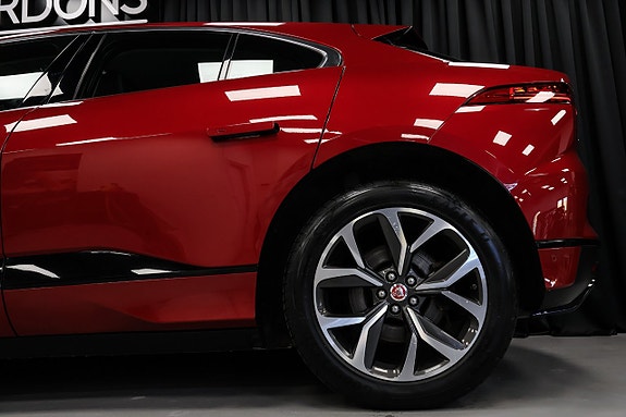 Jaguar I-PACE 6 of 30