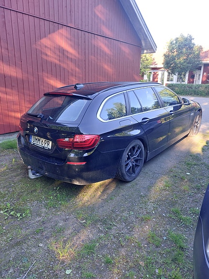 BMW 520d 4 of 6