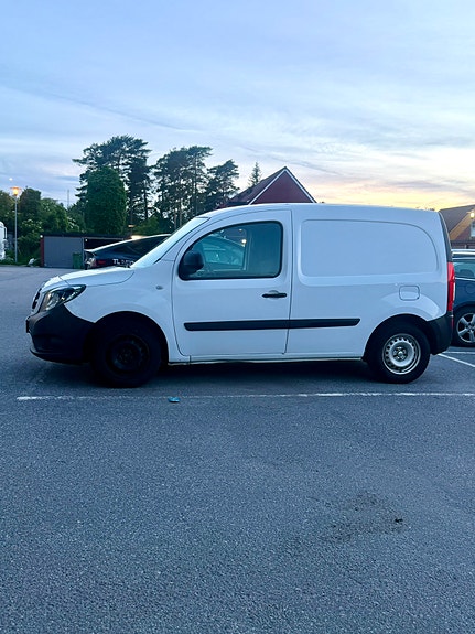 Mercedes-Benz Citan 109 4 of 5