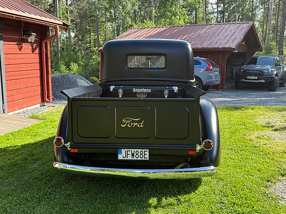 Ford 3 of 5