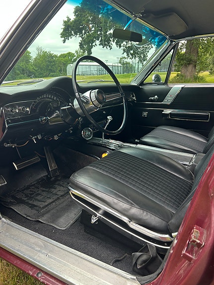 Chrysler 300 3 of 5