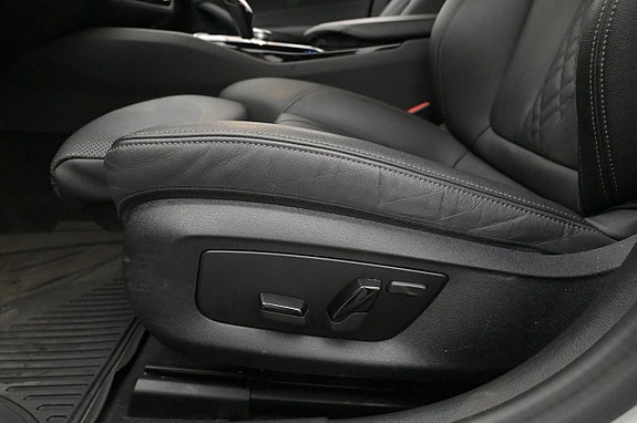 BMW 530e 11 of 27