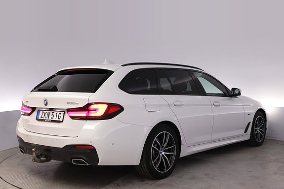 BMW 530e 5 of 27