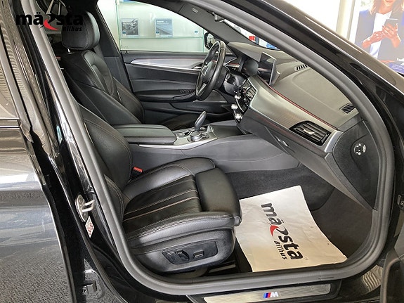 BMW 520 7 of 16