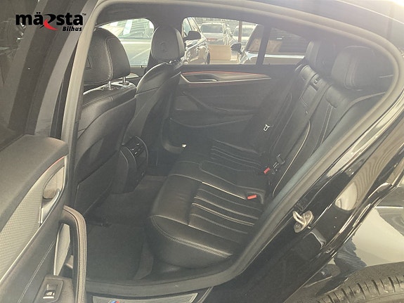 BMW 520 10 of 16