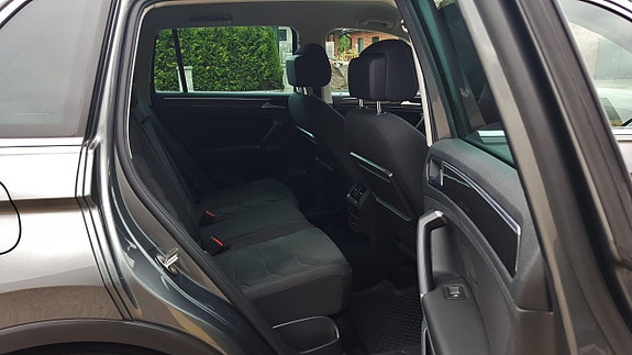 Volkswagen Tiguan 9 of 30
