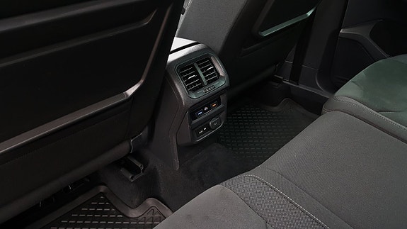 Volkswagen Tiguan 25 of 30