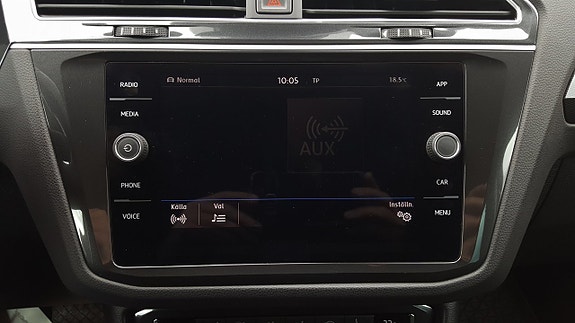 Volkswagen Tiguan 16 of 30