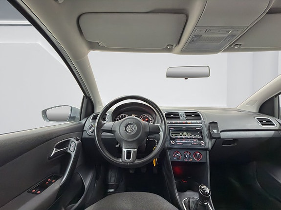 Volkswagen Polo 11 of 15