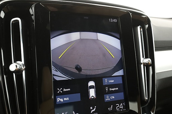 Volvo XC40 21 of 30