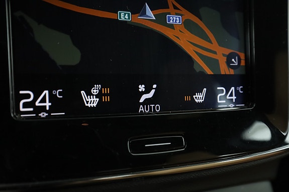 Volvo XC40 27 of 30