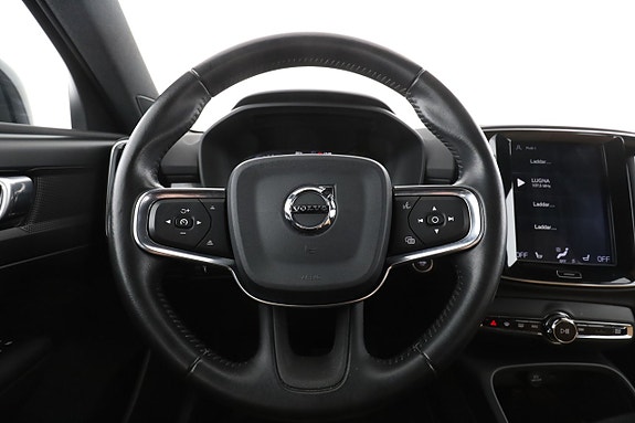 Volvo XC40 22 of 30