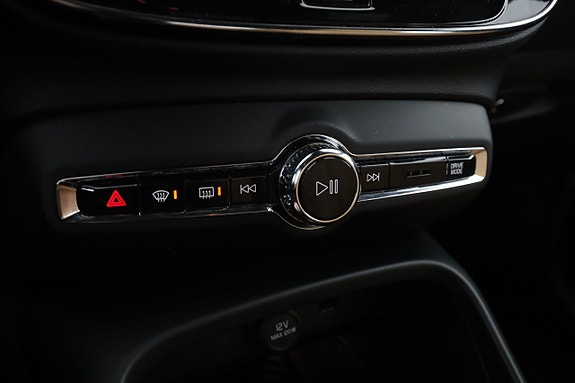 Volvo XC40 18 of 30