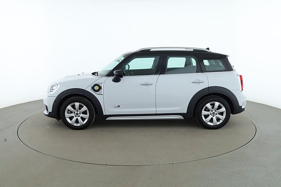 MINI Countryman Cooper SE 2 of 5
