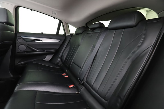 BMW X6 13 of 30
