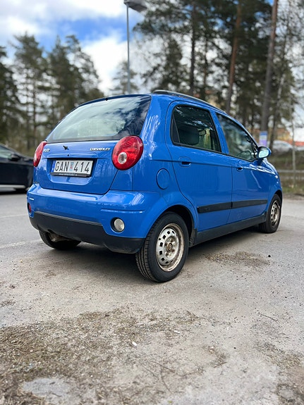 Chevrolet Matiz 2 of 5