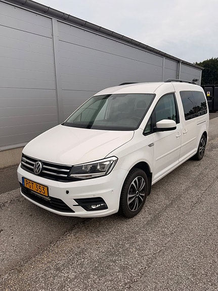 Volkswagen Caddy Maxi 2 of 5