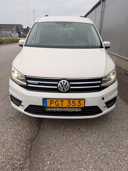 Volkswagen Caddy Maxi 11 of 30