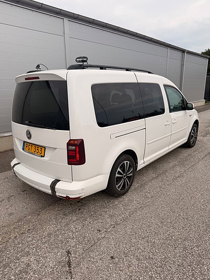 Volkswagen Caddy Maxi 7 of 30