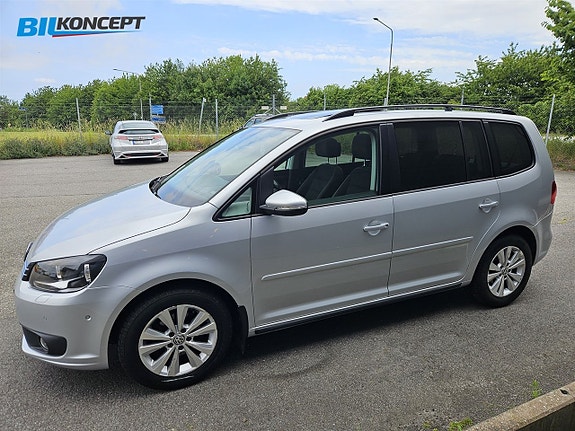 Volkswagen Touran 6 of 18