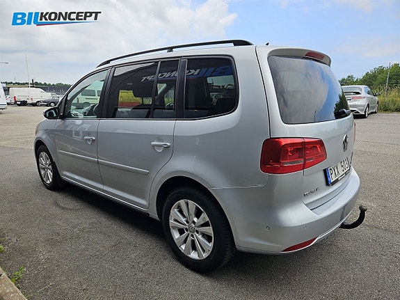 Volkswagen Touran 5 of 5
