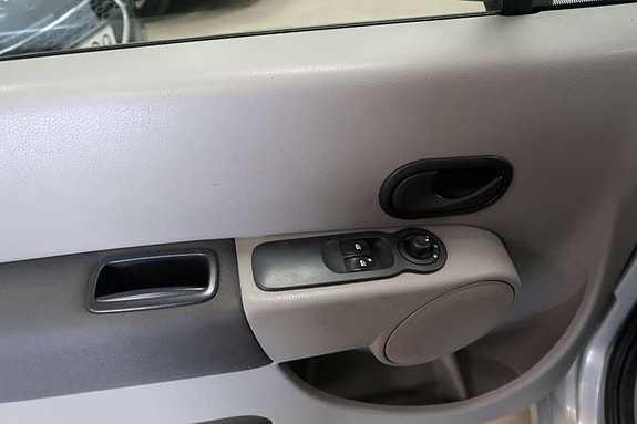 Renault Modus 9 of 13